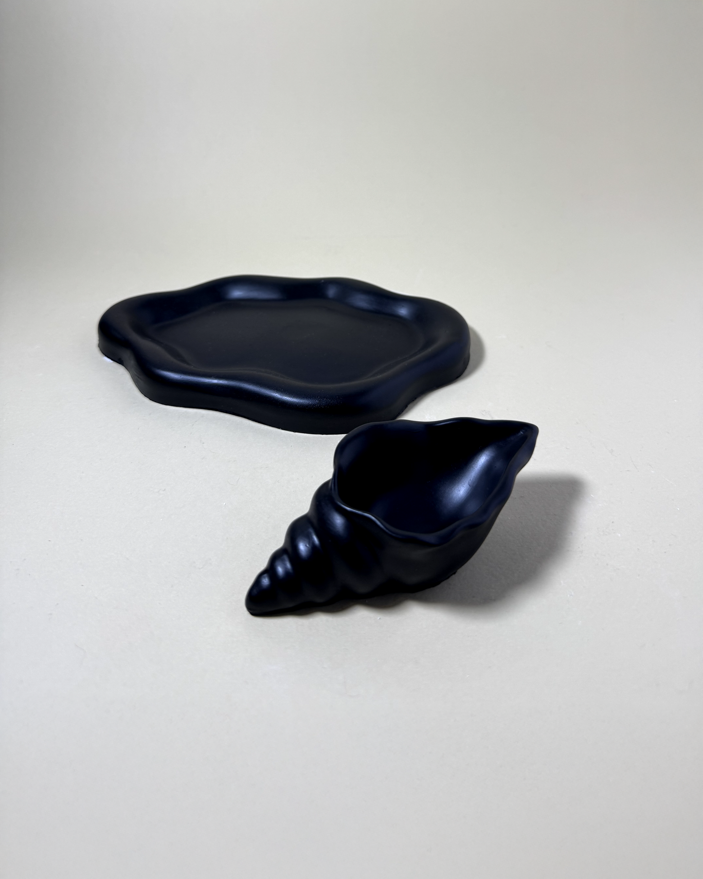 Midnight Shell Jewelry Tray Set